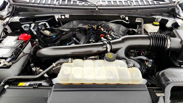 2022 Lincoln Navigator L Reserve 4x4 - 23010715 - 26