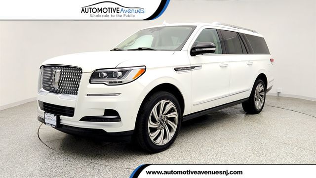 2022 Lincoln Navigator L Reserve 4x4 w/ Equipment Group 201A - 23010715 - 0