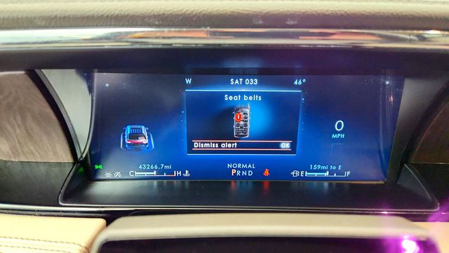 2022 Lincoln Navigator L Reserve 4x4 w/ Equipment Group 201A - 23010715 - 13