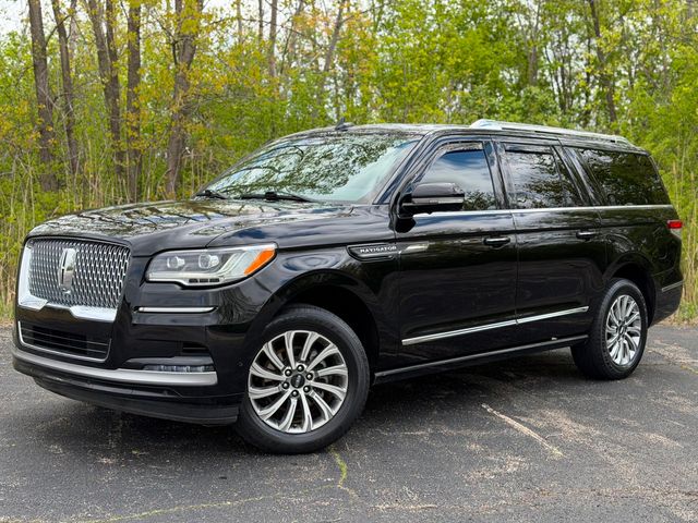 2022 Lincoln Navigator L Standard  - 23019608 - 0
