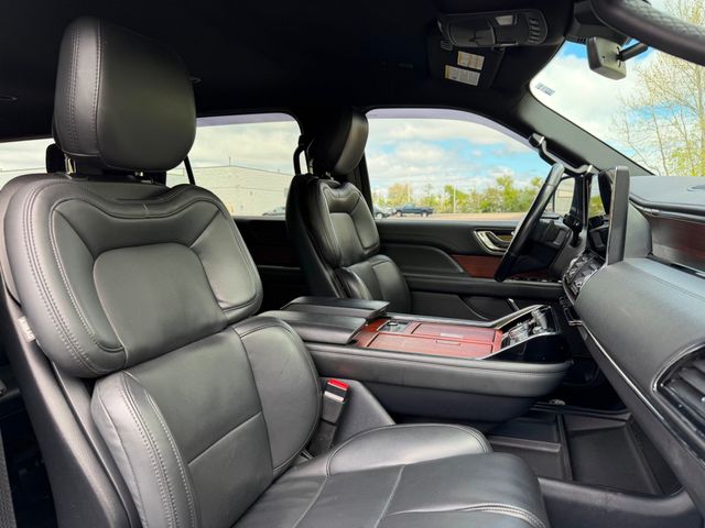 2022 Lincoln Navigator L Standard  - 23019608 - 24