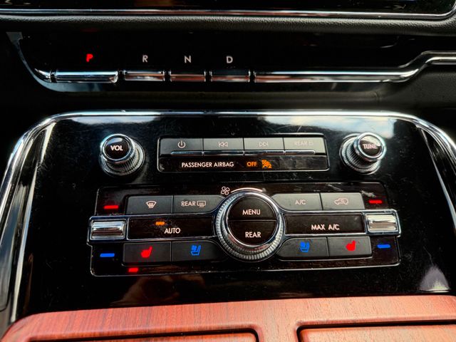 2022 Lincoln Navigator L Standard  - 23019608 - 35