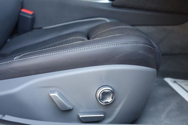 2022 Lucid Air Grand Touring - 23018615 - 29