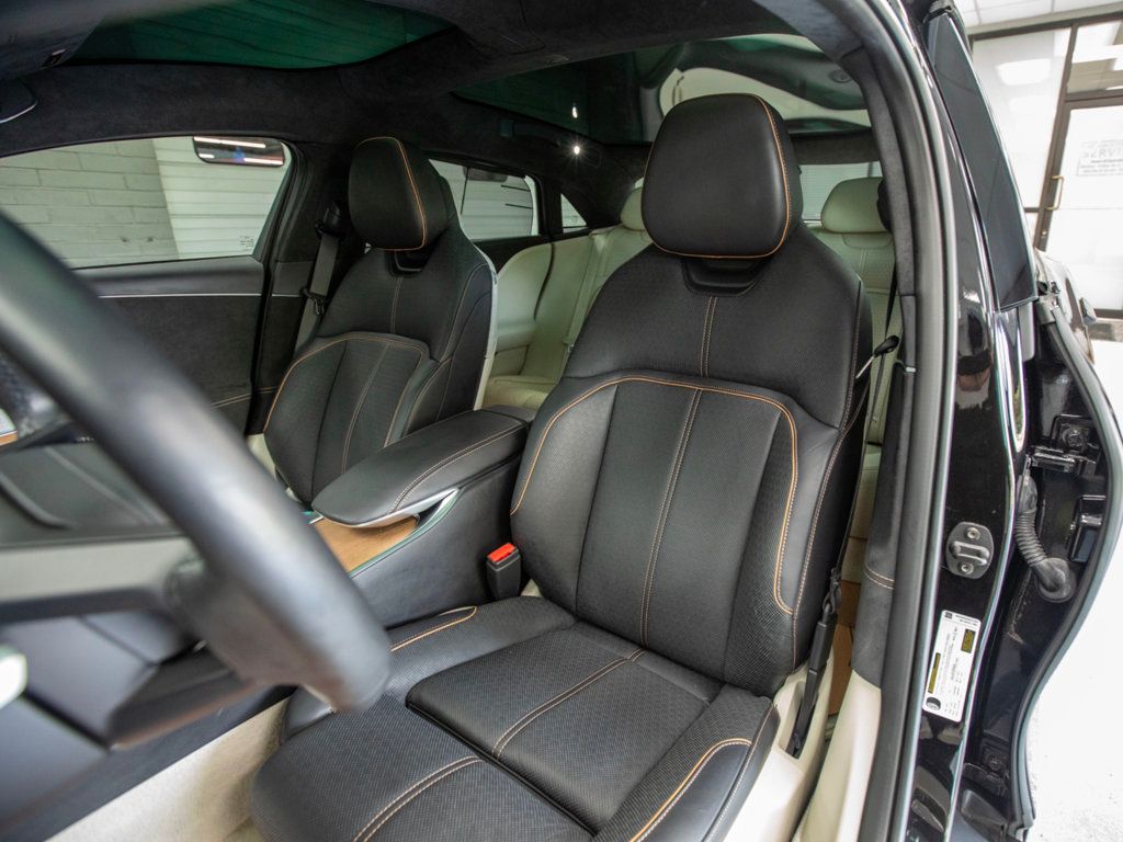 2022 Lucid Air Grand Touring photo 25