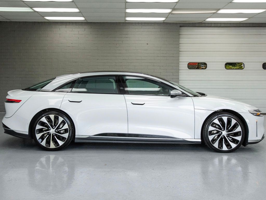 2022 Lucid Air Grand Touring photo 3