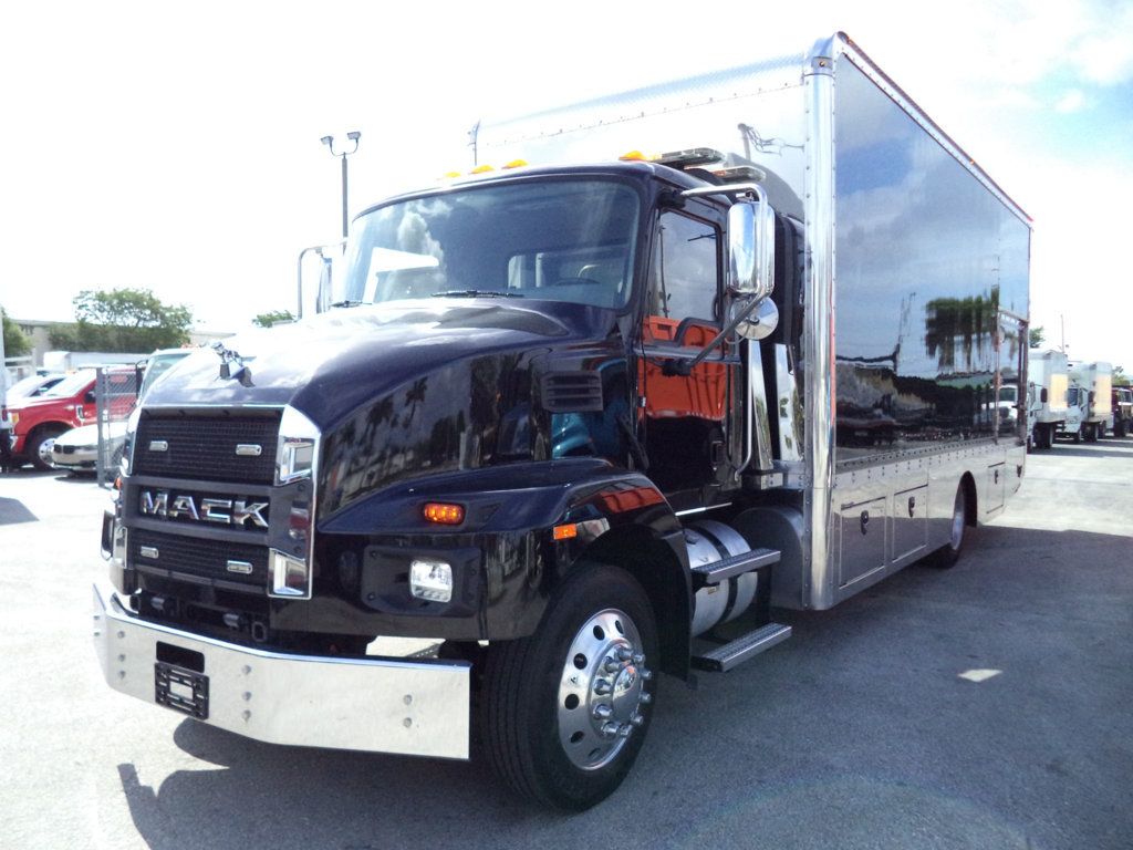 2022 Mack MD6 Enclosed TowBox 22ft JerrDan *Shark* Rollback Tow Truck - 23013030 - 2