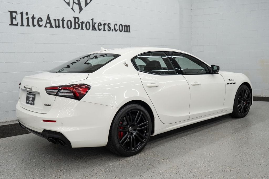 2022 Maserati Ghibli Modena Q4 3.0L - 22438987 - 5