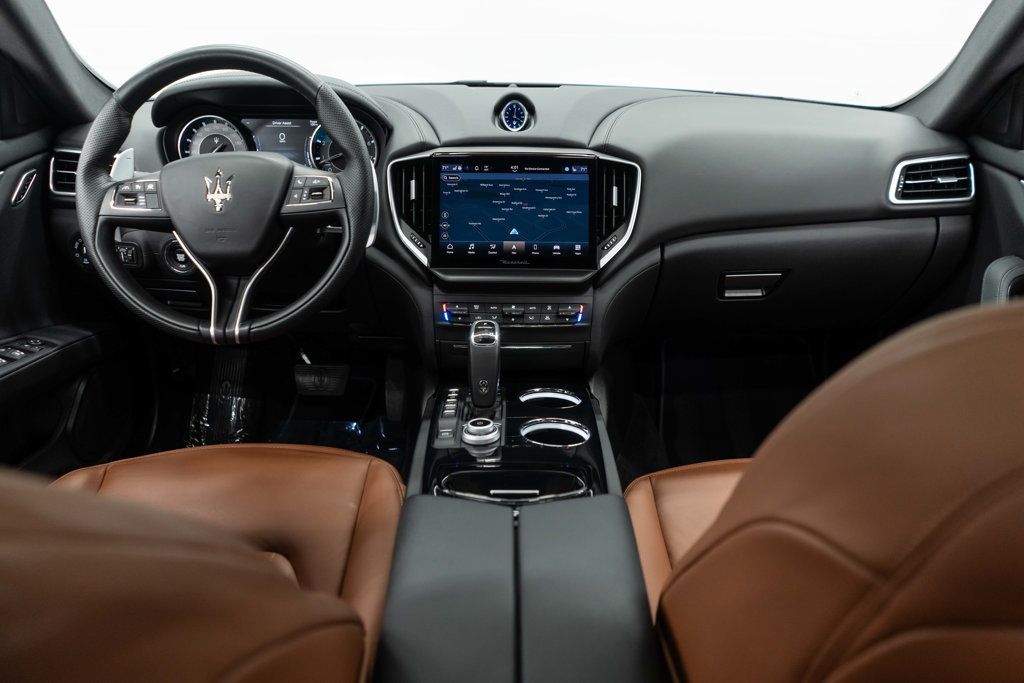 2022 Maserati Ghibli Modena Q4 photo 10