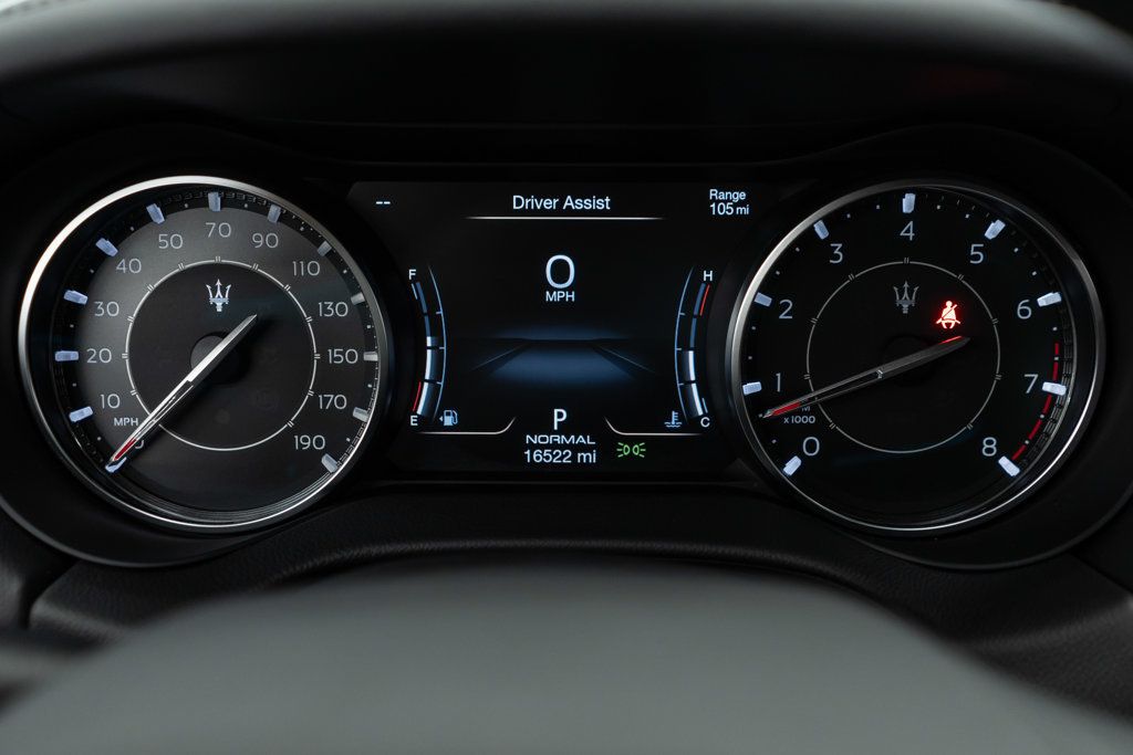 2022 Maserati Ghibli Modena Q4 photo 17