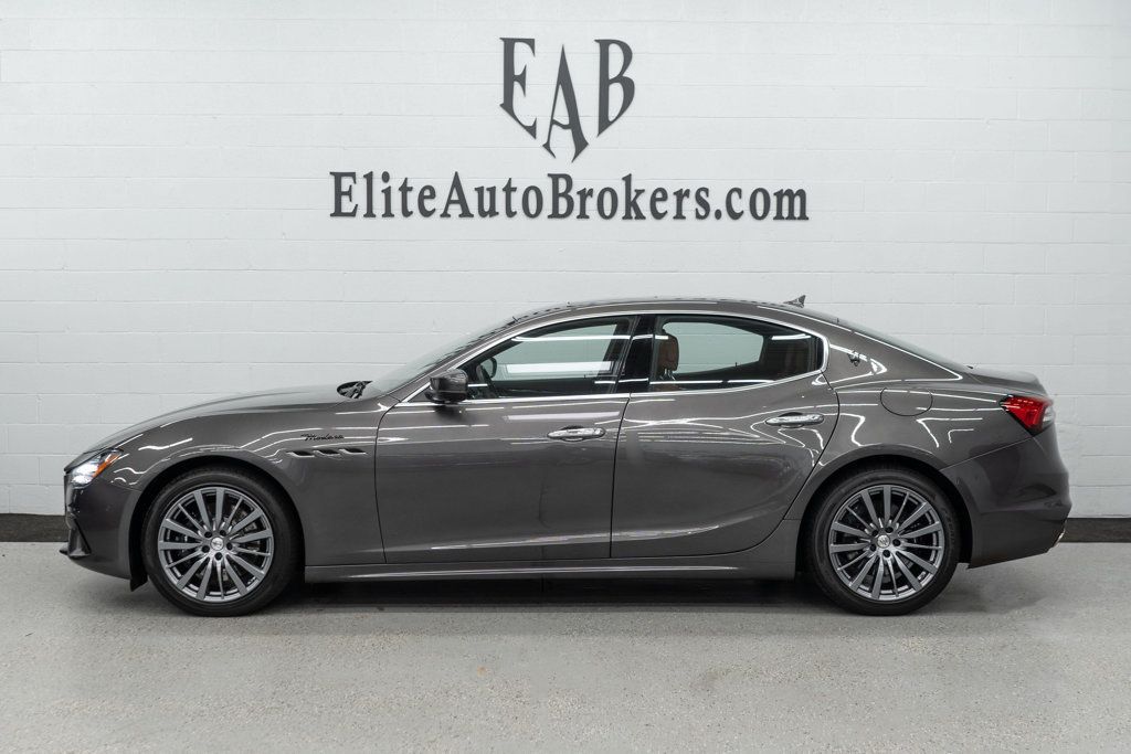 2022 Maserati Ghibli Modena Q4 photo 2