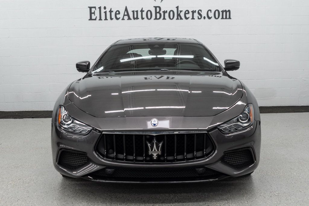 2022 Maserati Ghibli Modena Q4 photo 3