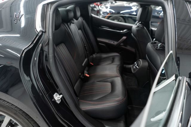 2022 Maserati Ghibli Modena Q4 3.0L - 22933088 - 11