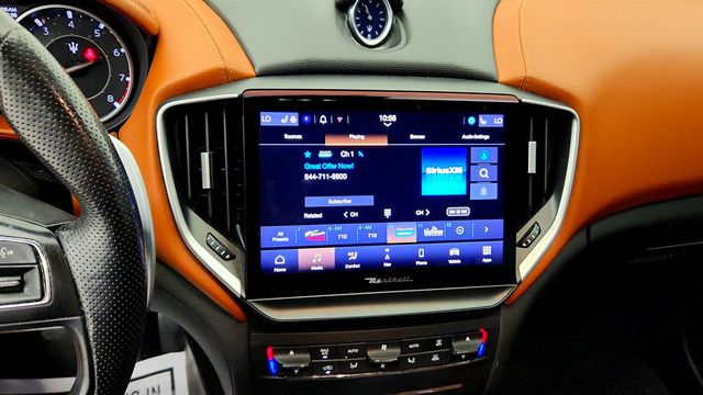 2022 Maserati Ghibli Modena Q4 3.0L w/ Extended Leather Trim & Open Pore Radica Wood - 23048482 - 14