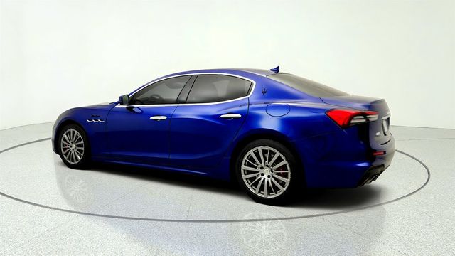 2022 Maserati Ghibli Modena Q4 3.0L w/ Extended Leather Trim & Open Pore Radica Wood - 23048482 - 6