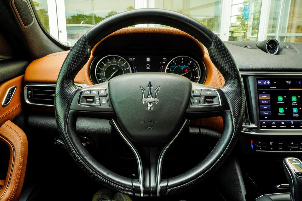 Maserati Levante photo 15
