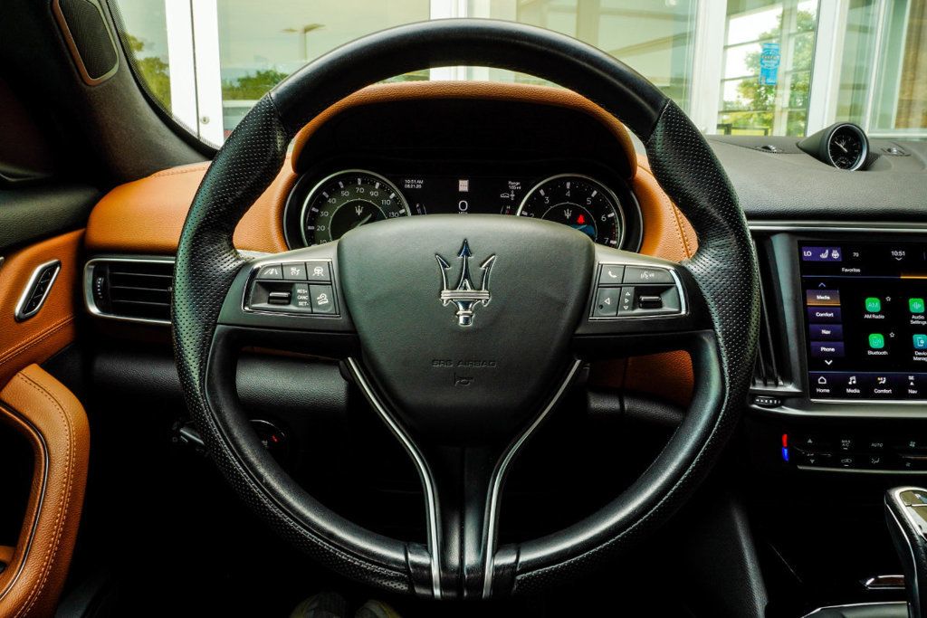 Maserati Levante photo 34