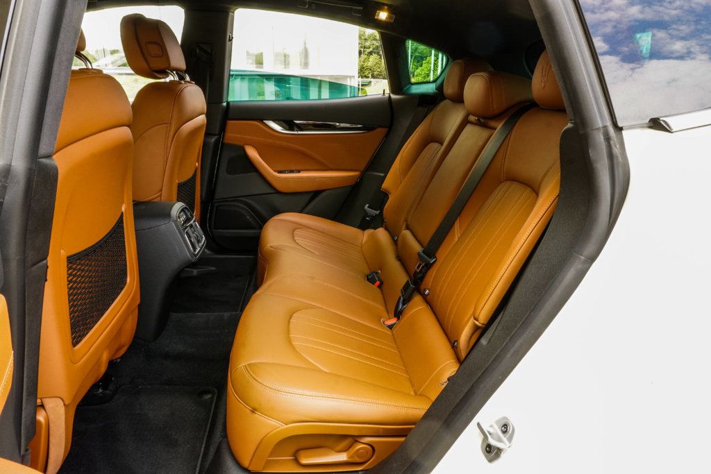 Maserati Levante photo 41