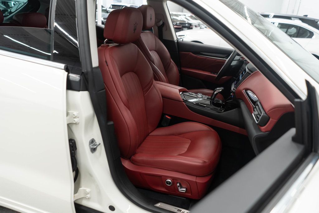 2022 Maserati Levante GT photo 10