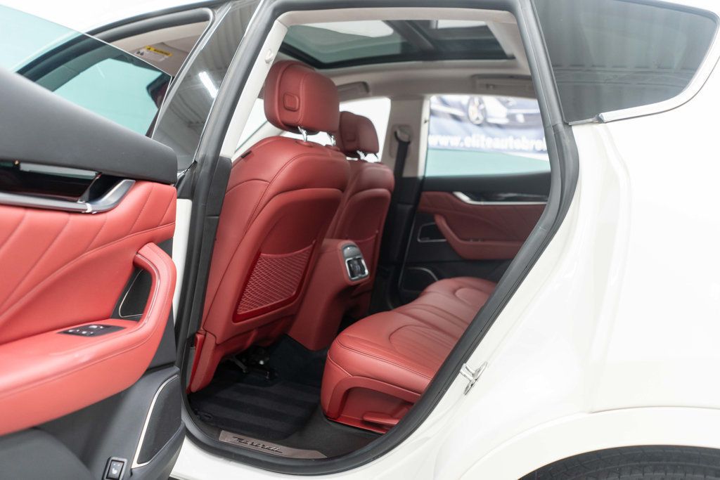 2022 Maserati Levante GT photo 26