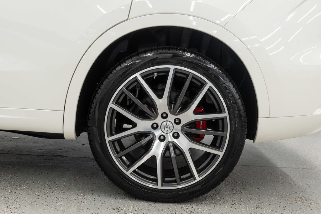 2022 Maserati Levante GT photo 31