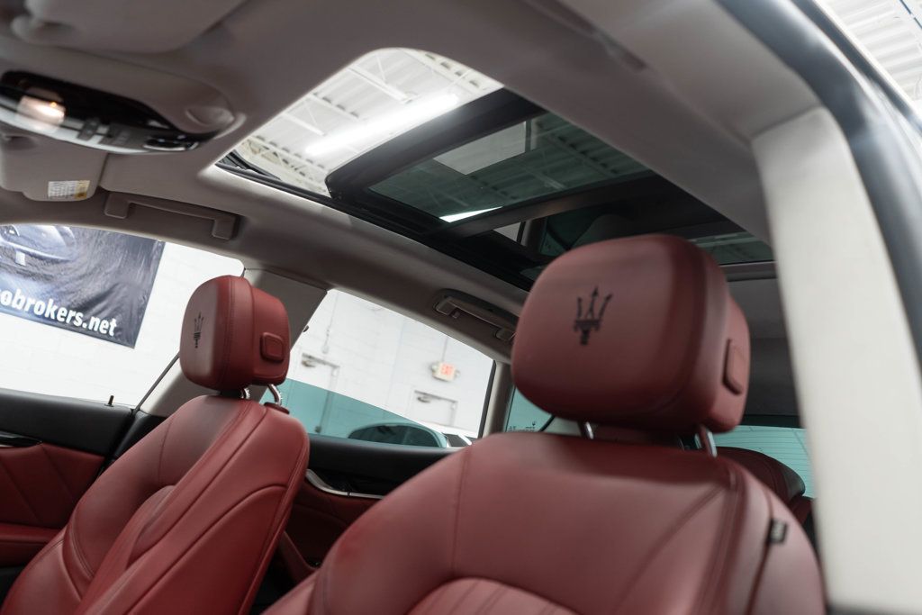 2022 Maserati Levante GT photo 7