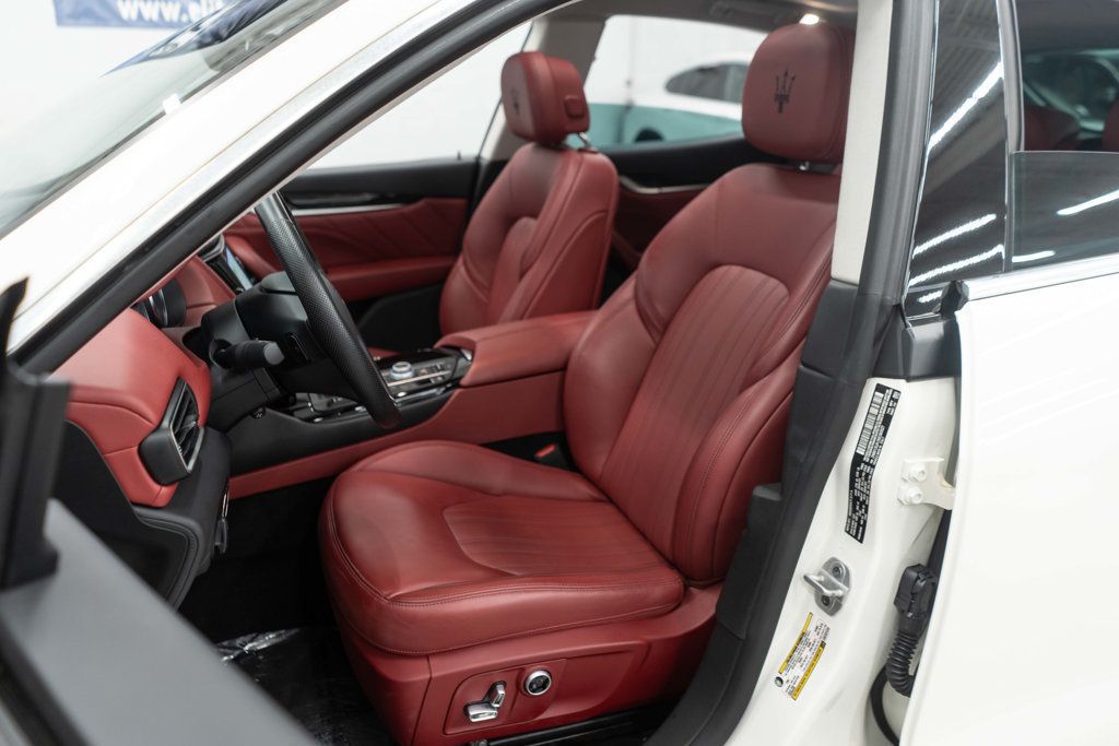 2022 Maserati Levante GT photo 8