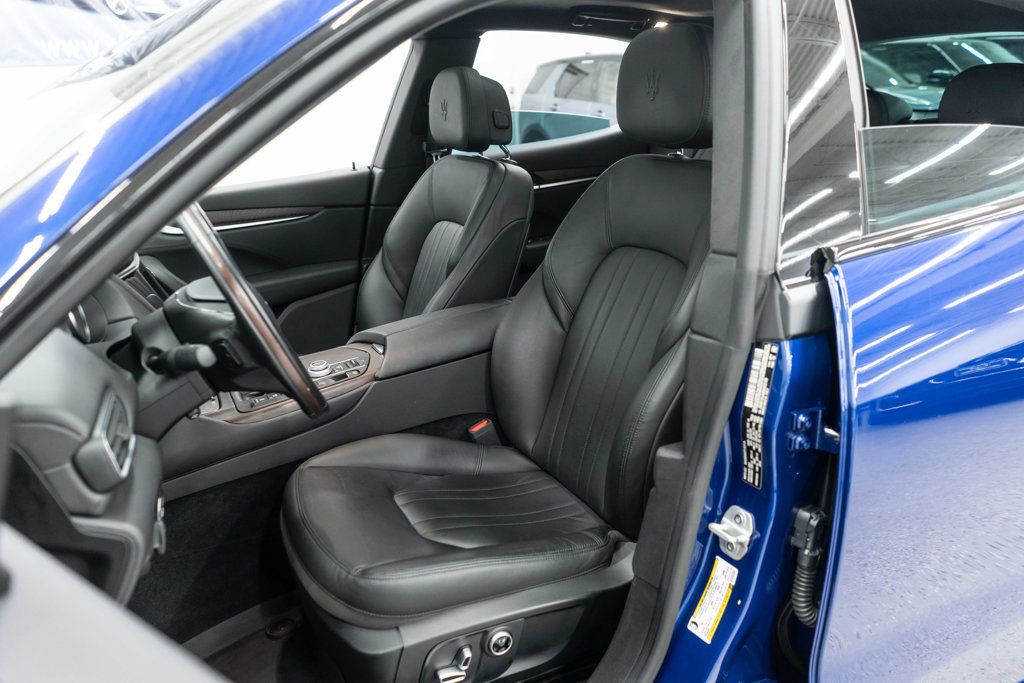 Maserati Levante photo 10