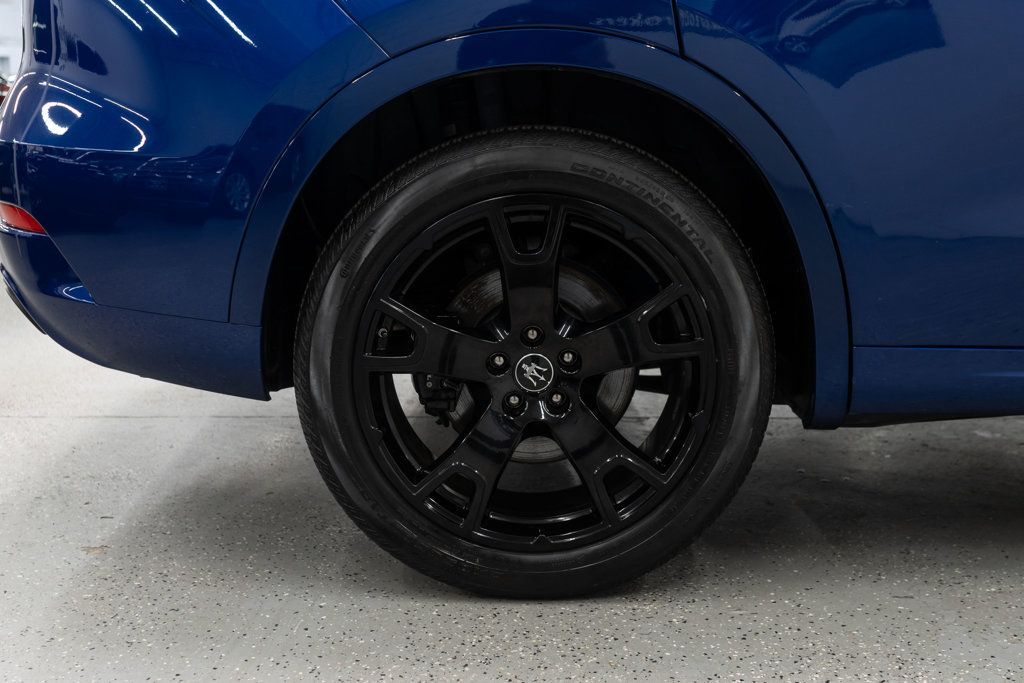 Maserati Levante photo 32