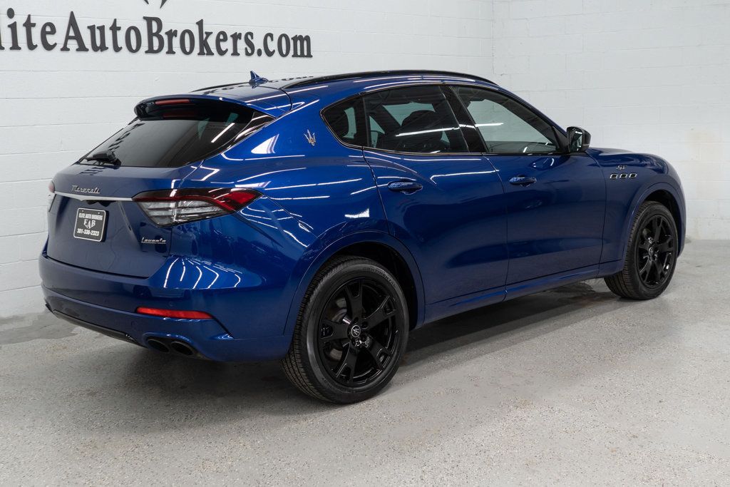 Maserati Levante photo 35