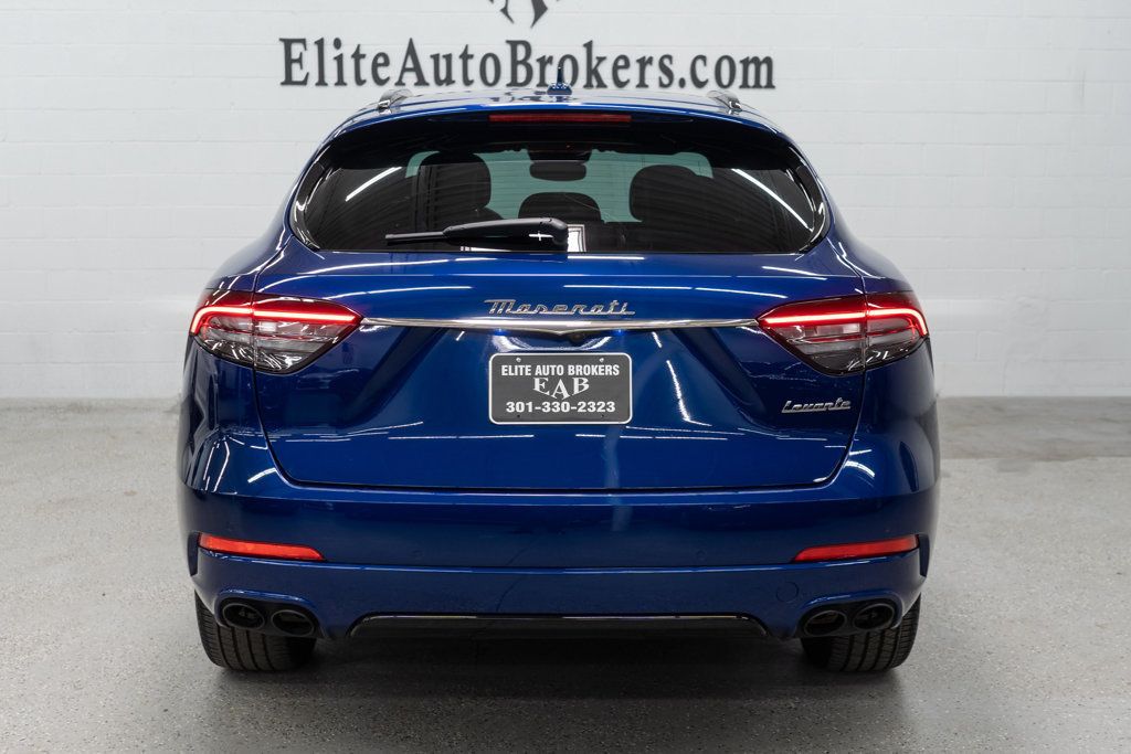 Maserati Levante photo 4