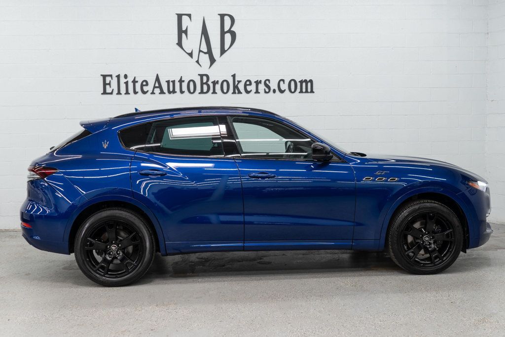 Maserati Levante photo 5
