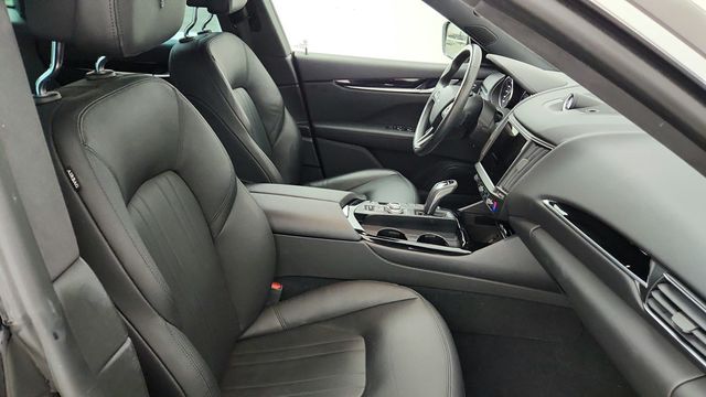 2022 Maserati Levante GT 3.0L with Red Brake Calipers & 20'' Nereo Matte Wheels - 22951839 - 25