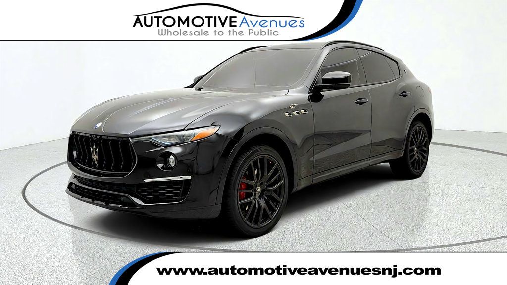 2022 Maserati Levante GT 3.0L w/ Nerissimo Package & Full Premium Leather - 23075714 | Video 1