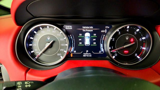 2022 Maserati Levante GT 3.0L w/ Nerissimo Package & Full Premium Leather - 23075714 - 13