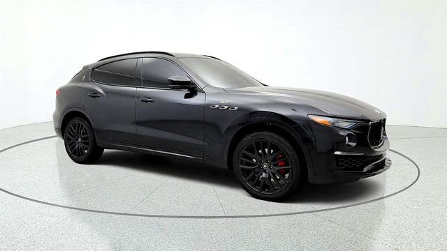 2022 Maserati Levante GT 3.0L w/ Nerissimo Package & Full Premium Leather - 23075714 - 2
