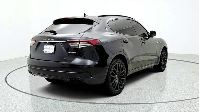 2022 Maserati Levante GT 3.0L w/ Nerissimo Package & Full Premium Leather - 23075714 - 4