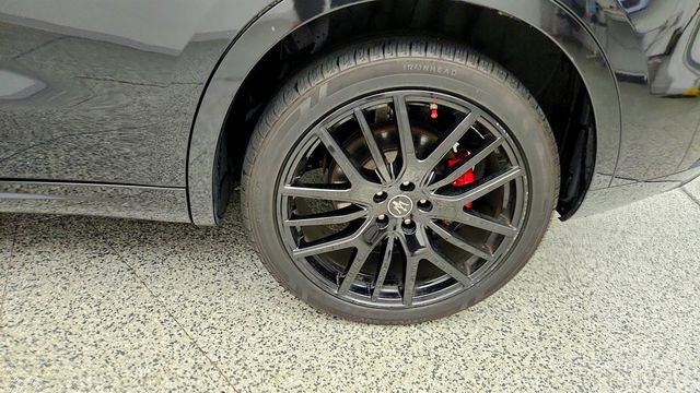 2022 Maserati Levante GT 3.0L w/ Nerissimo Package & Full Premium Leather - 23075714 - 8