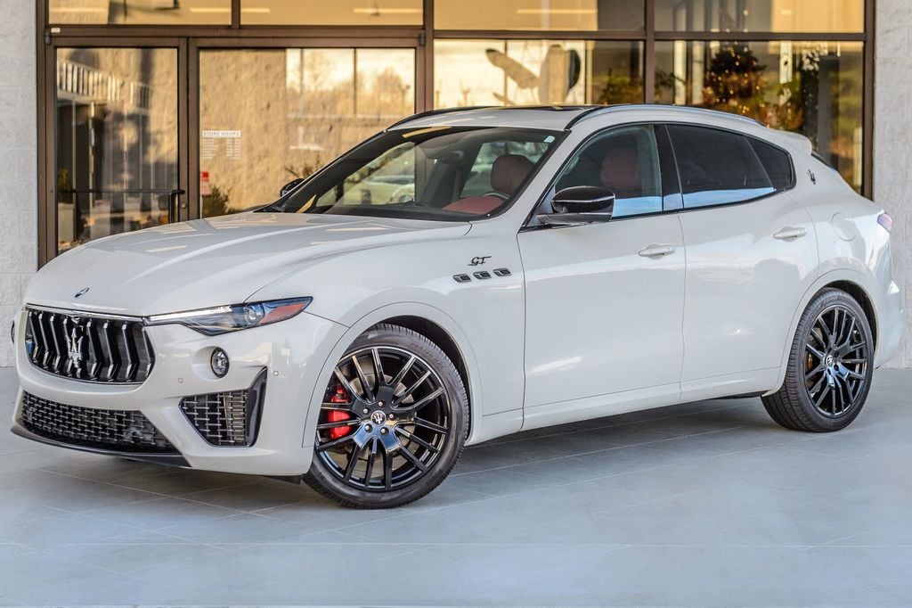 2022 Maserati Levante LEVANTE GT - WHITE ON RED - NAV - PANO ROOF-BACKUP CAM-GORGEOUS - 22686867 - 1