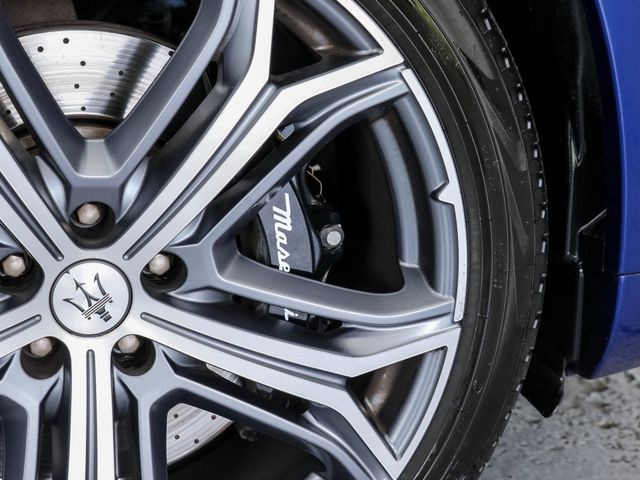 2022 Maserati Levante Modena 3.0L - 23050404 - 10