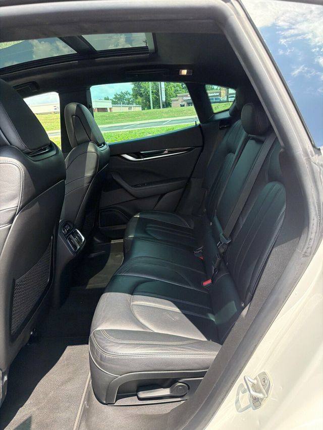 2022 Maserati Levante Modena 3.0L - 23034201 - 17