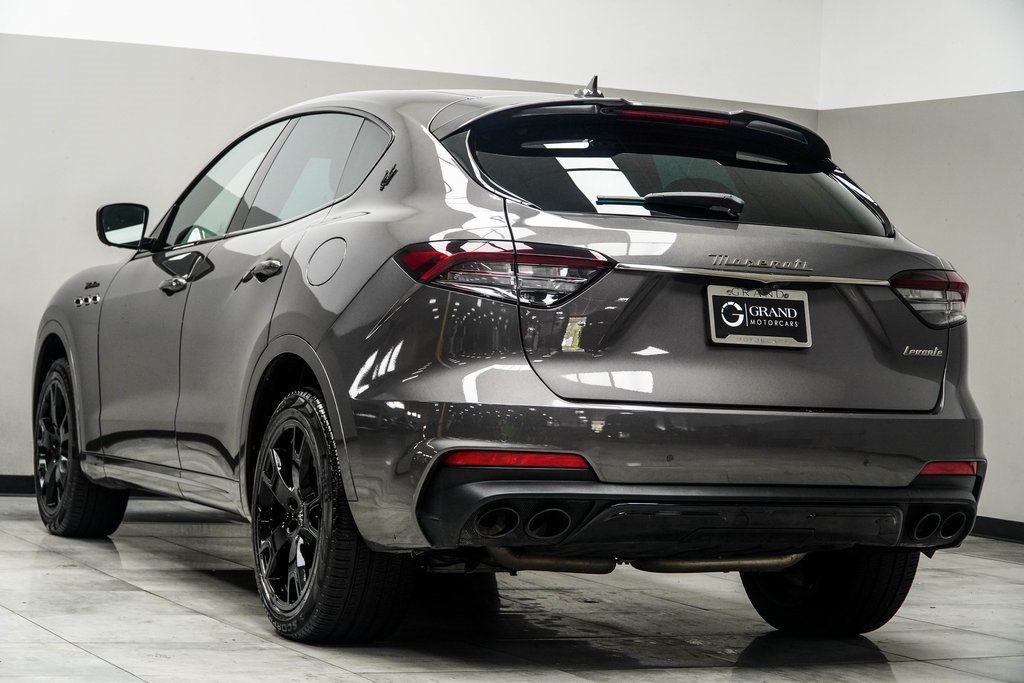 2022 Maserati Levante Modena photo 8