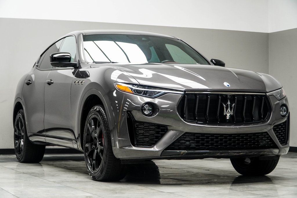 2022 Maserati Levante Modena photo 2