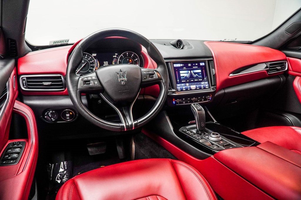 2022 Maserati Levante Modena photo 3