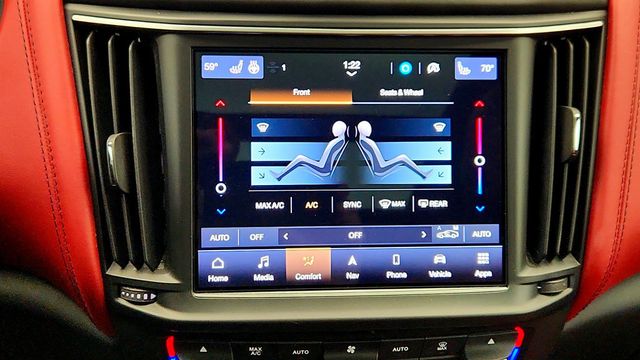 2022 Maserati Levante Modena 3.0L w/ Full Natural Leather & High Gloss Ebano Wood Trim - 23000703 - 20