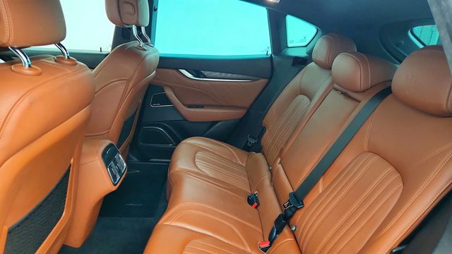 2022 Maserati Levante Modena 3.0L with Full Leather, Driver Assistance & 21'' Wheels - 22963955 - 20
