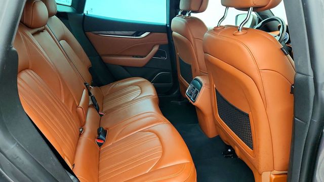 2022 Maserati Levante Modena 3.0L with Full Leather, Driver Assistance & 21'' Wheels - 22963955 - 22