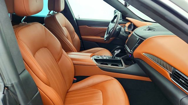 2022 Maserati Levante Modena 3.0L with Full Leather, Driver Assistance & 21'' Wheels - 22963955 - 23