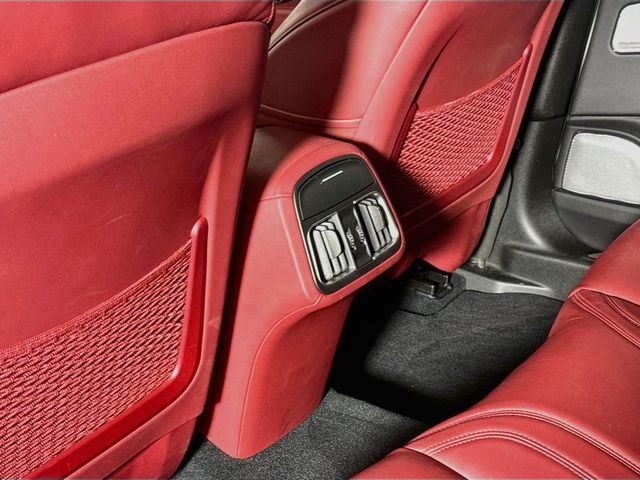 2022 Maserati Levante Trofeo - 23066847 - 17