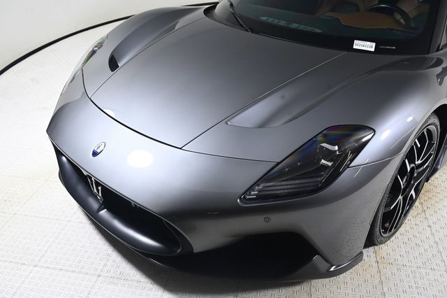 2022 Maserati MC20 Base - 22957730 - 24