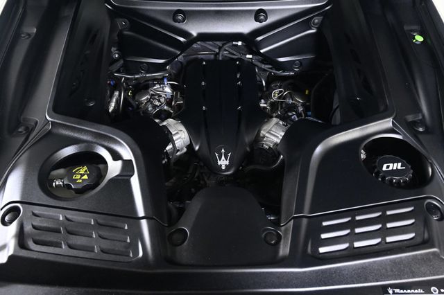 2022 Maserati MC20 Base - 22957730 - 32